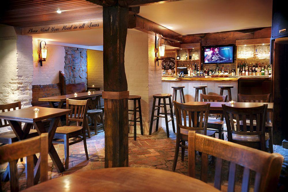 The Bear Hotel Devizes Ngoại thất bức ảnh