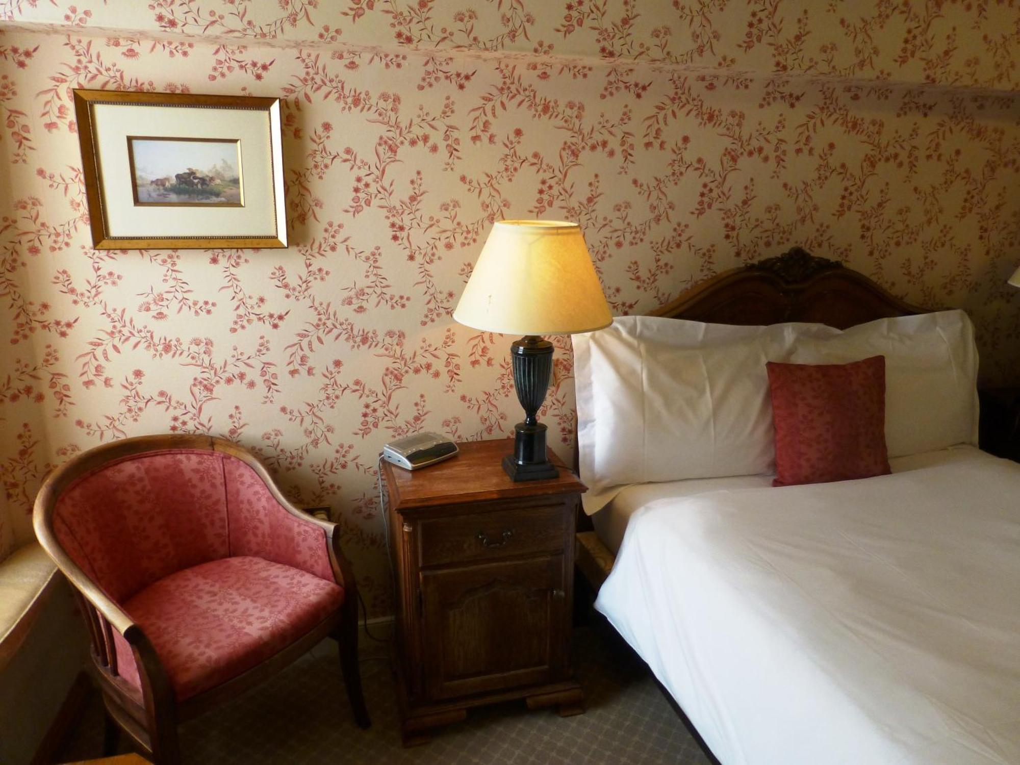 The Bear Hotel Devizes Phòng bức ảnh