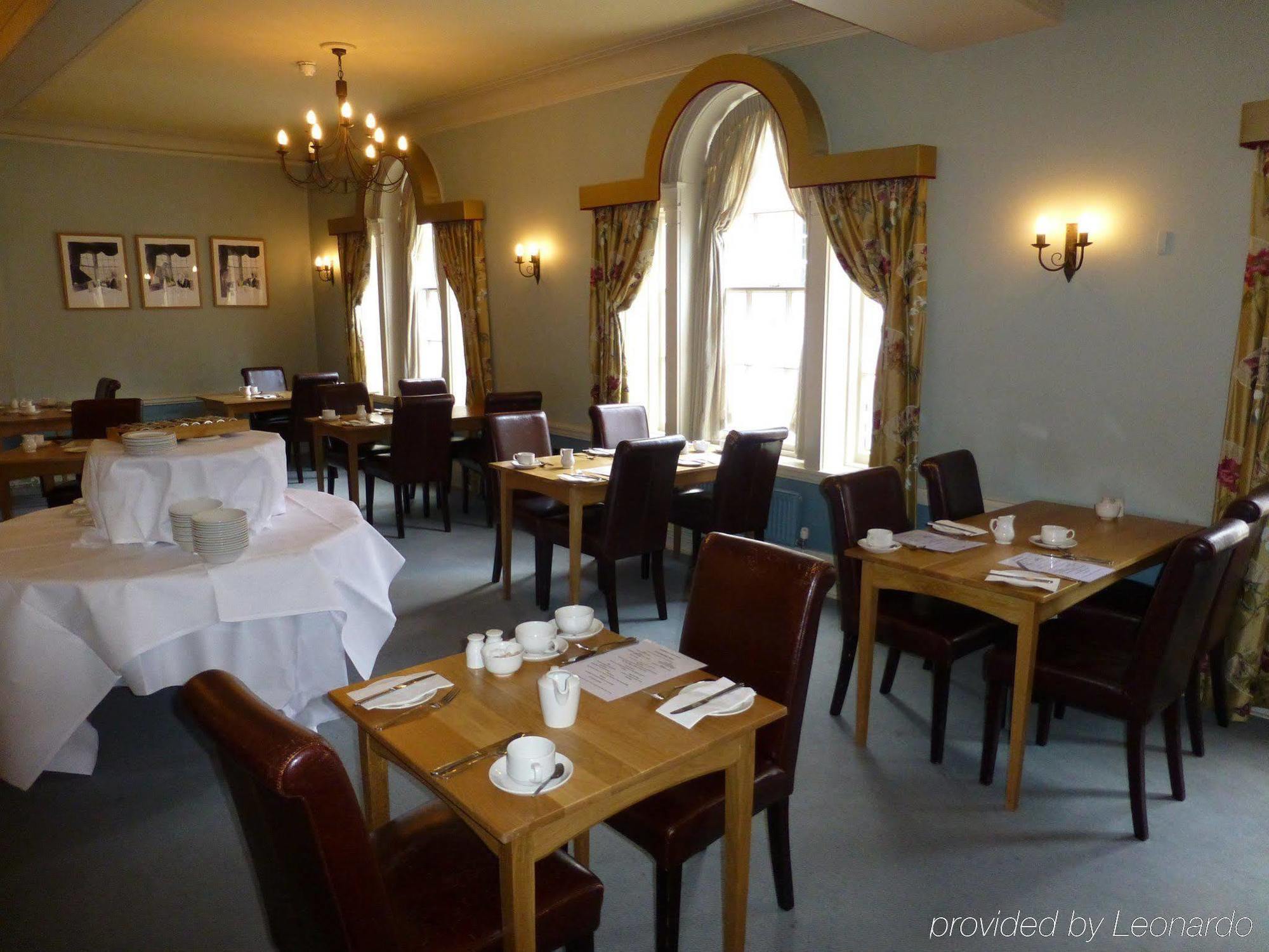 The Bear Hotel Devizes Ngoại thất bức ảnh